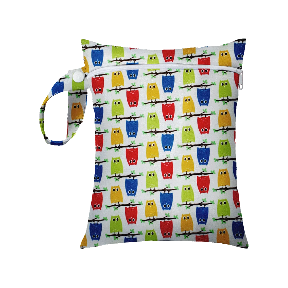 1Pcs 25x20cm Diaper Bag Baby Nappy Bag Wet Bags Waterproof Reusable Wet Bag Printed Pocket Nappy Bags PUL Travel Wet Dry Bags