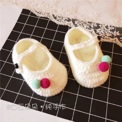 Crochet Baby Shoes,Baby white Flip Flops,Crochet Baby Shoes,Sizes 0-12 Months hand-woven Baby Toddler Shoes