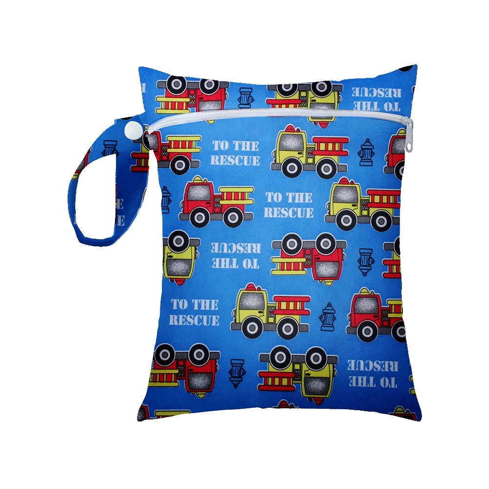 1Pcs 25x20cm Diaper Bag Baby Nappy Bag Wet Bags Waterproof Reusable Wet Bag Printed Pocket Nappy Bags PUL Travel Wet Dry Bags