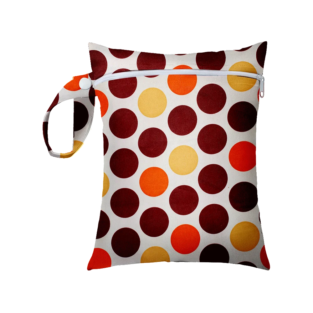 1Pcs 25x20cm Diaper Bag Baby Nappy Bag Wet Bags Waterproof Reusable Wet Bag Printed Pocket Nappy Bags PUL Travel Wet Dry Bags