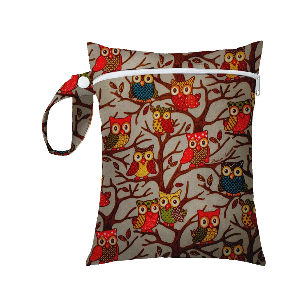 1Pcs 25x20cm Diaper Bag Baby Nappy Bag Wet Bags Waterproof Reusable Wet Bag Printed Pocket Nappy Bags PUL Travel Wet Dry Bags