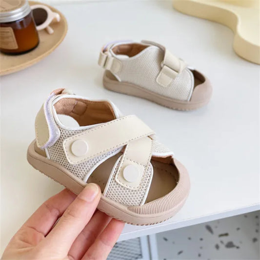 2023 New Summer Baby Shoes Mesh Breathable Toddler Kids Sandals Infant Footwear Shoes Closed Toe Little Girls Boys Sandals Beach